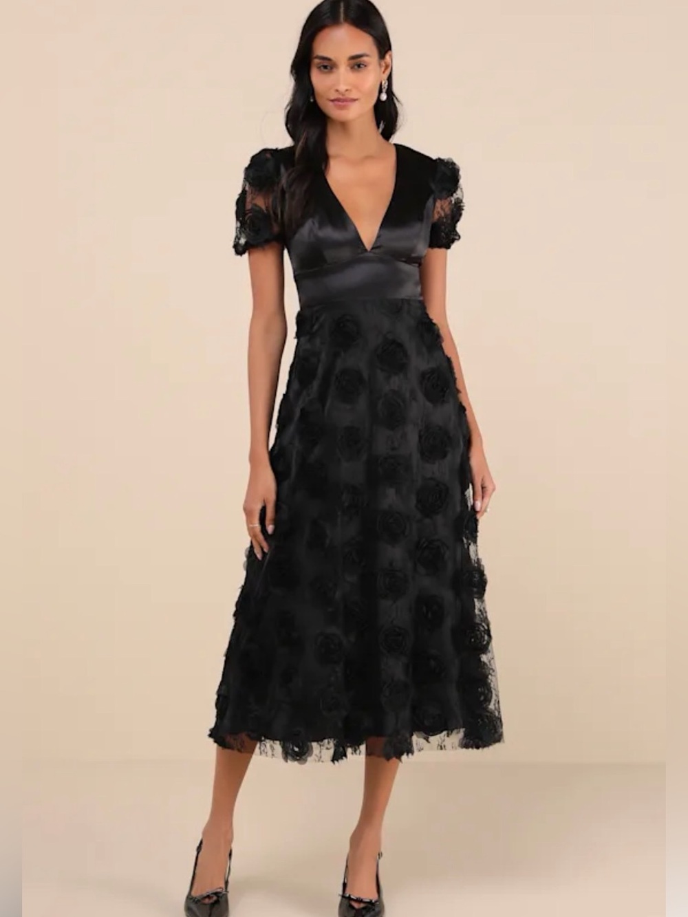 NWT lulus Gorgeous Elevation Black V-Neck 3D Floral Midi Dress small